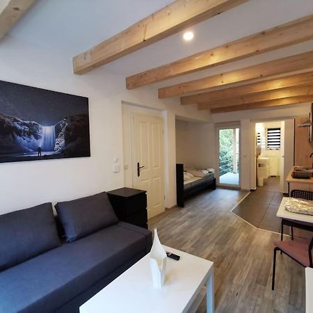 Altstadt-Apartment & Fewo Og Fuer Max 3 Pers Хальденслебен Экстерьер фото